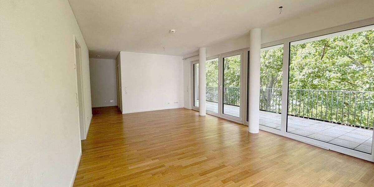 Etagenwohnung Trier Trier-Nord - 2 Zimmer, 82 m&sup2;, 1.330&euro; | Angebot:26686322