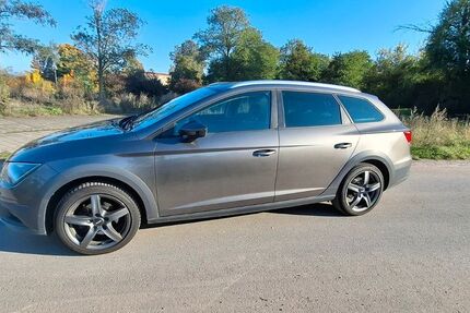 Seat Leon 181.000 km 9.900 € Bad Salzungen 36433