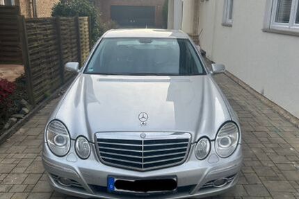 Mercedes-Benz E 280 202.000 km 6.550 &euro; Bissendorf 49143