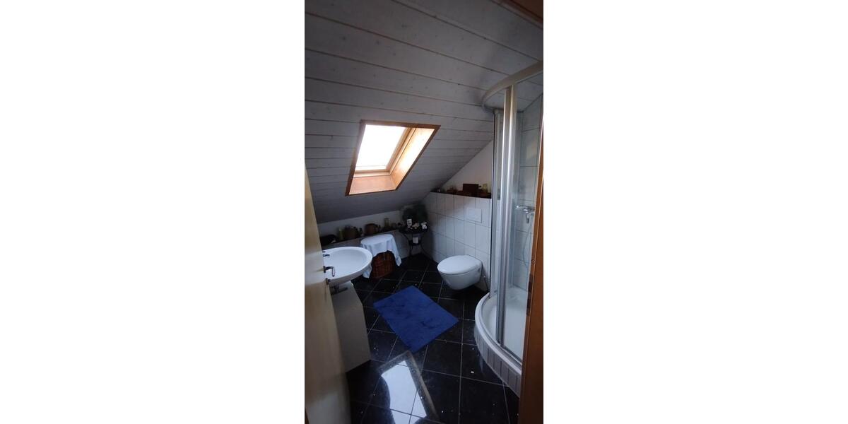 Reihenhaus Kirchseeon - 7 Zimmer, 170 m&sup2;, 2.200&euro; | Angebot:26490140
