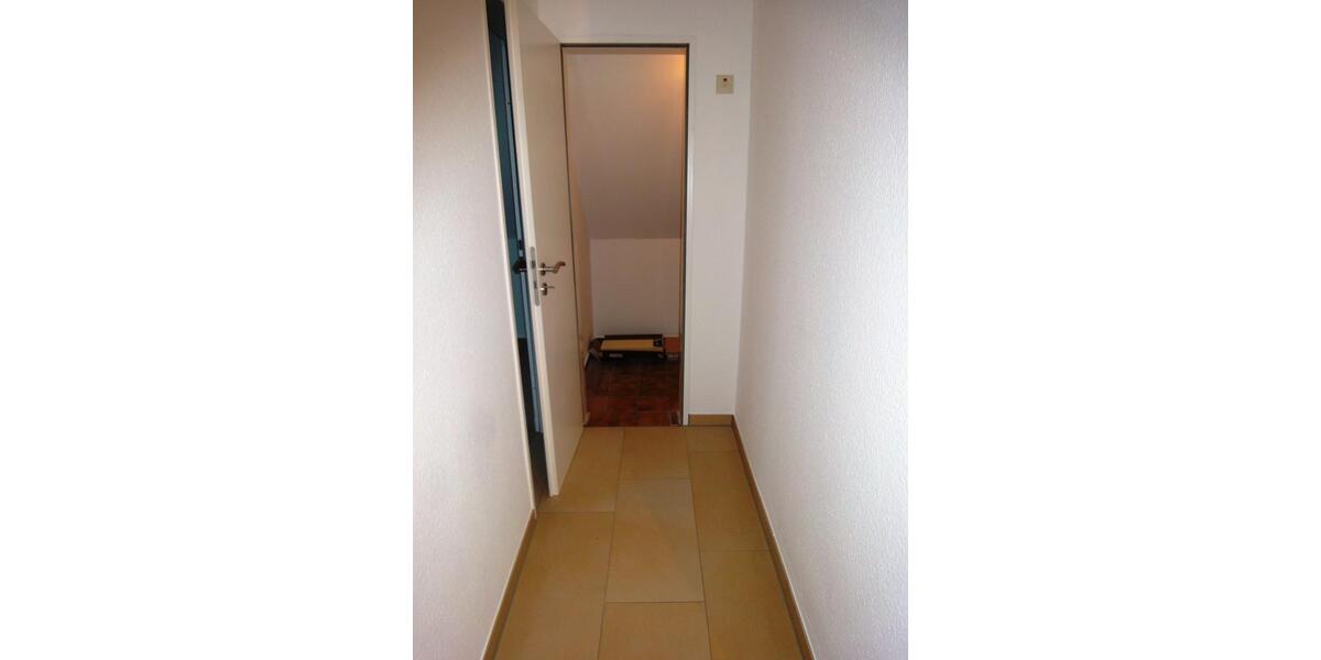 Dachgeschoßwohnung Bad Sassendorf - 3 Zimmer, 86 m&sup2;, 865&euro; | Angebot:25233608