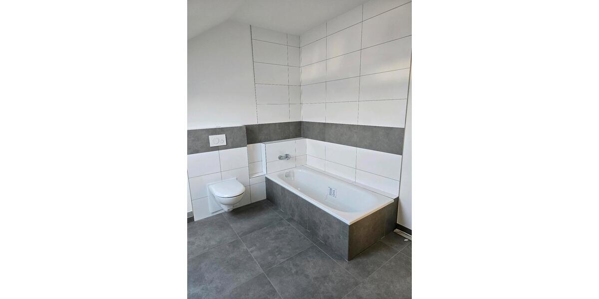 Etagenwohnung Geestland Bad Bederkesa - 5 Zimmer, 122 m&sup2;, 1.400&euro; | Angebot:25343272