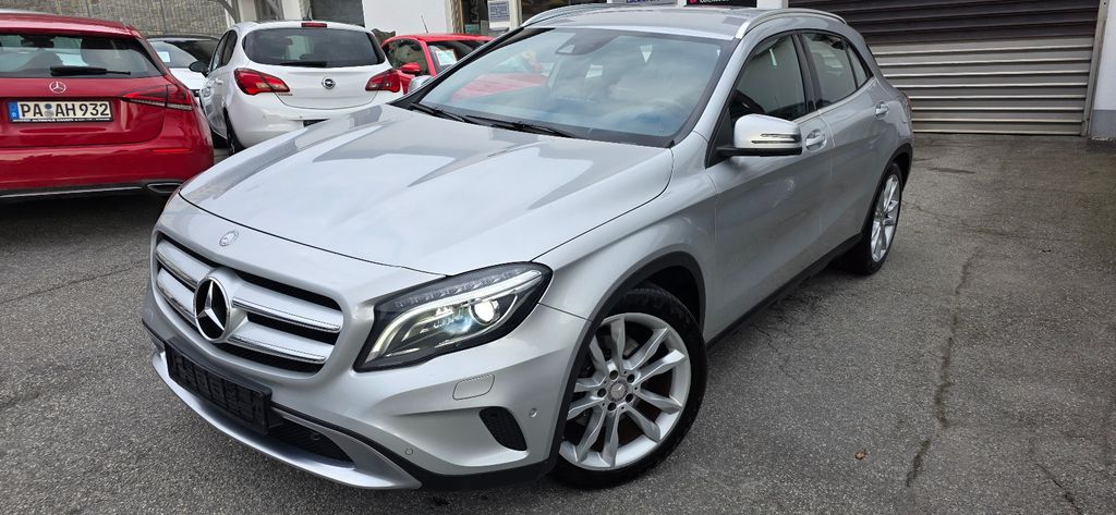 Mercedes-Benz GLA 250 165.000 km 14.900 &euro; Fürstenstein 94538