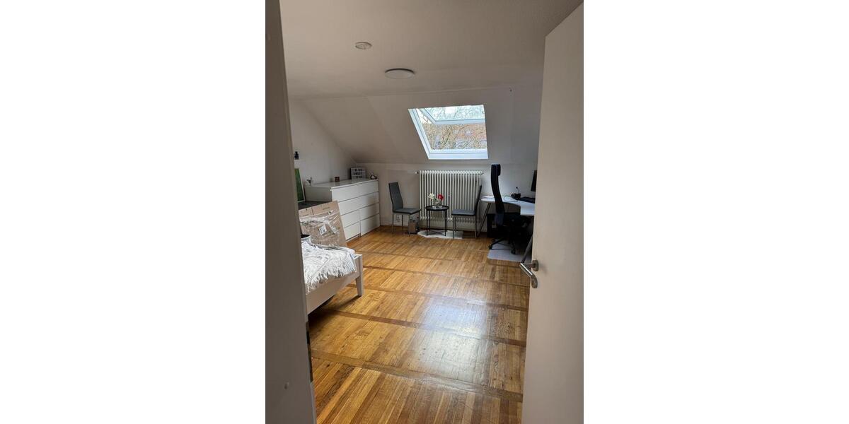 Dachgeschoßwohnung Aachen Aachen-Mitte - 3 Zimmer, 70 m&sup2;, 840&euro; | Angebot:25904639