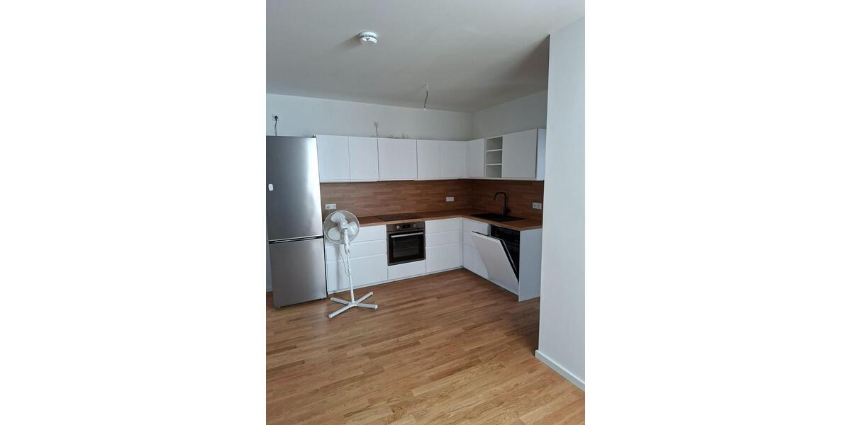 Maisonettenwohnung Ludwigsfelde - 5 Zimmer, 160 m&sup2;, 2.100&euro; | Angebot:23619866