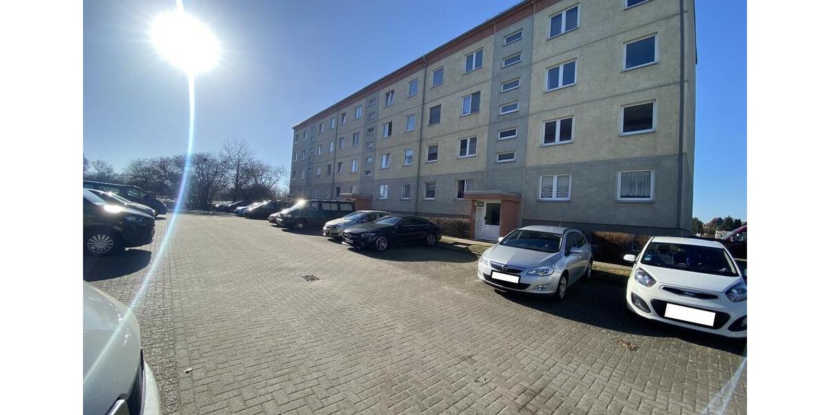 Etagenwohnung Burg Stargard - 1 Zimmer, 26 m&sup2;, 115&euro; | Angebot:24612924