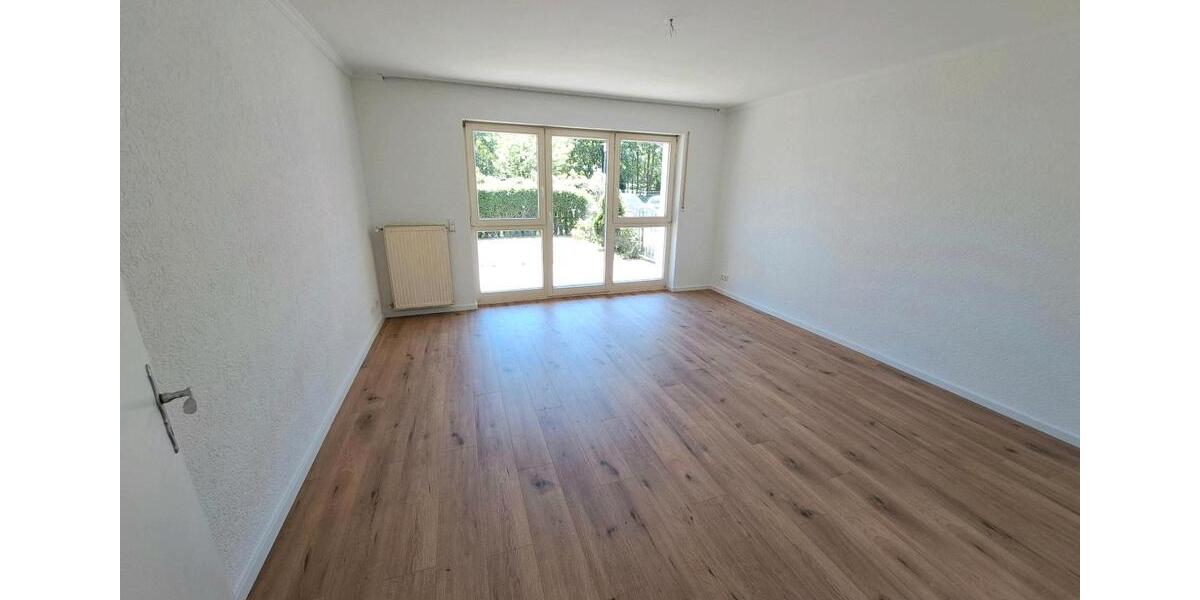 Bungalow Landau in der Pfalz - 8 Zimmer, 219 m&sup2;, 2.750&euro; | Angebot:26445773