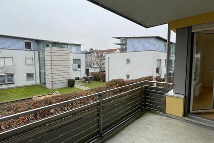 Wohnung Veitshöchheim - 3 Zimmer, 79 m&sup2;, 1.190&euro; | Angebot:24520435