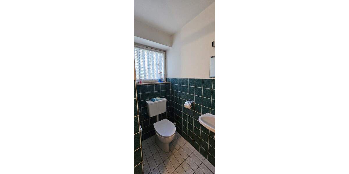 Zugreifen - Geräumiges Einfamilienhaus mit großem Garten zentral in Crailsheim zu verkaufen 7 zimmer