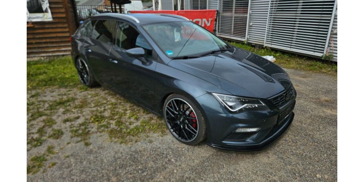 Seat Leon 79.600 km 17.000 &euro; Johanngeorgenstadt 08349