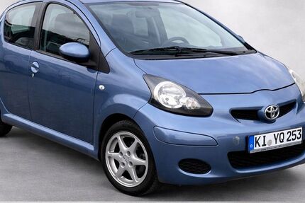 Toyota Aygo (X) 48.914 km 2.500 &euro; Kiel 24118