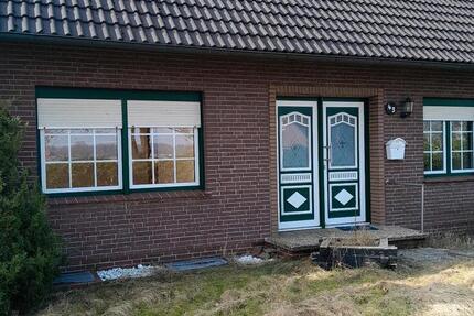 Haus Bockhorn - 4 Zimmer, 140 m&sup2;, 1.350&euro; | Angebot:25167736