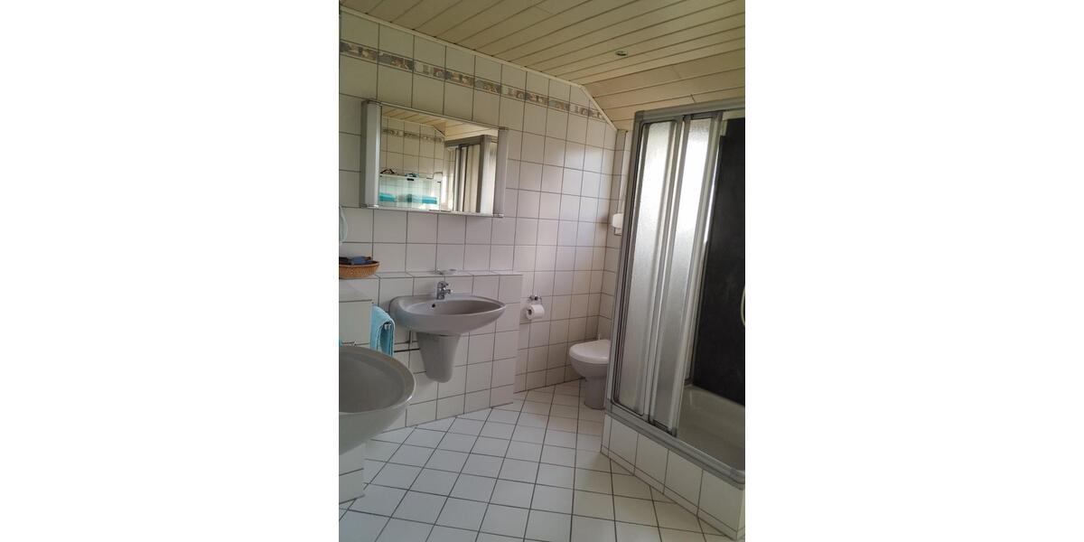 Großzügiges EFH mit ELW, Garten und Mehrfachgaragen 6 zimmer