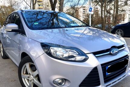 Ford Focus 104.500 km 7.900 &euro; Böblingen 71034