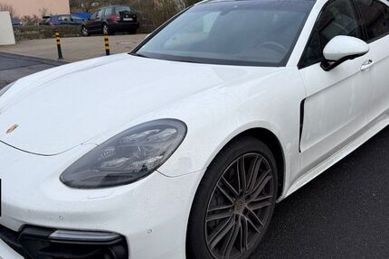 Porsche Panamera 165.000 km 46.900 &euro; Köln 51069