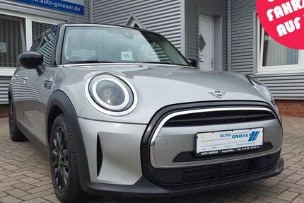 Mini Cooper 8.200 km 26.490 € Augustfehn 26689