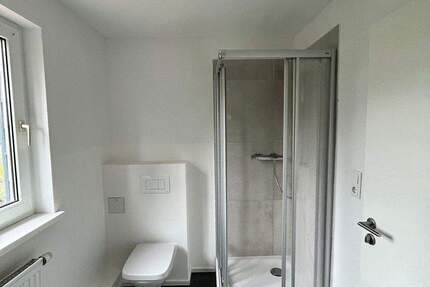 sanierte 2-RW mit modernem Badezimmer 2 zimmer