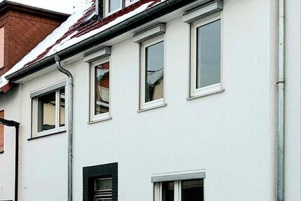 Haus Eschwege - 6 Zimmer, 130 m&sup2;, 1.020&euro; | Angebot:25379629