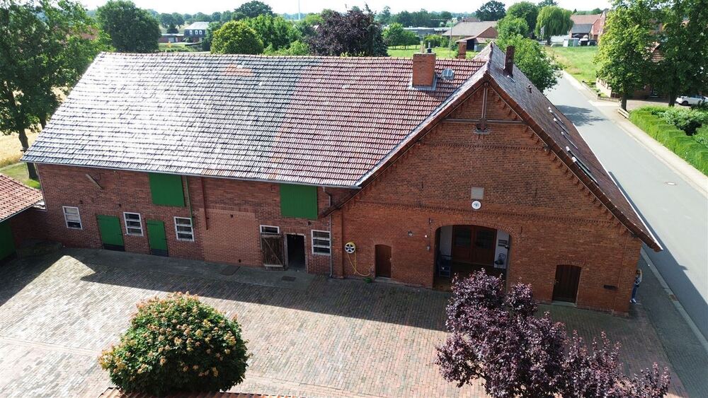 Charmanter Resthof mit Nebengebäuden und viel Platz für Tierhaltung - Gewerbeobjekt Stolzenau | Angebot:26302275