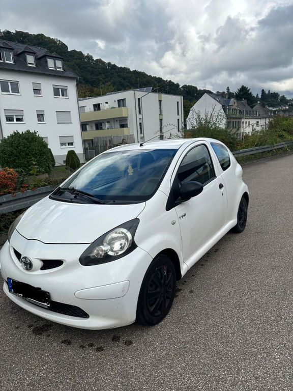 Toyota Aygo (X) 120.000 km 1.500 € Trier 54296