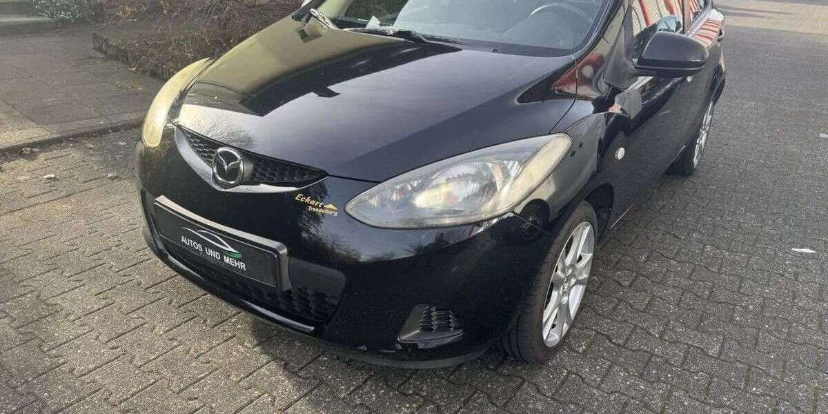 Mazda 2 113.000 km 2.499 € Paderborn 33100