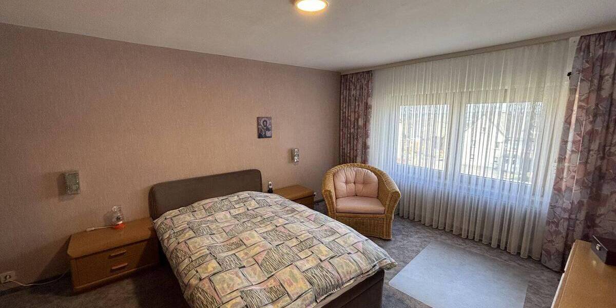 Einfamilienhaus Monzelfeld - 8 Zimmer, 172 m&sup2;, 135.000&euro; | Angebot:26695454