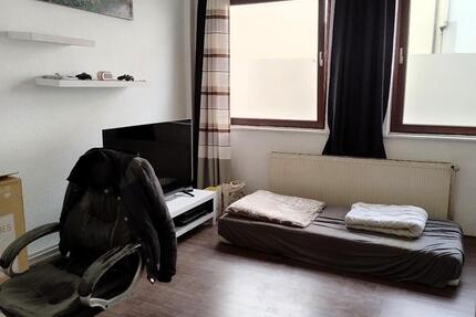 Großzügig geschnittene 2-Zimmer-Wohnung im herzen der Neustadt