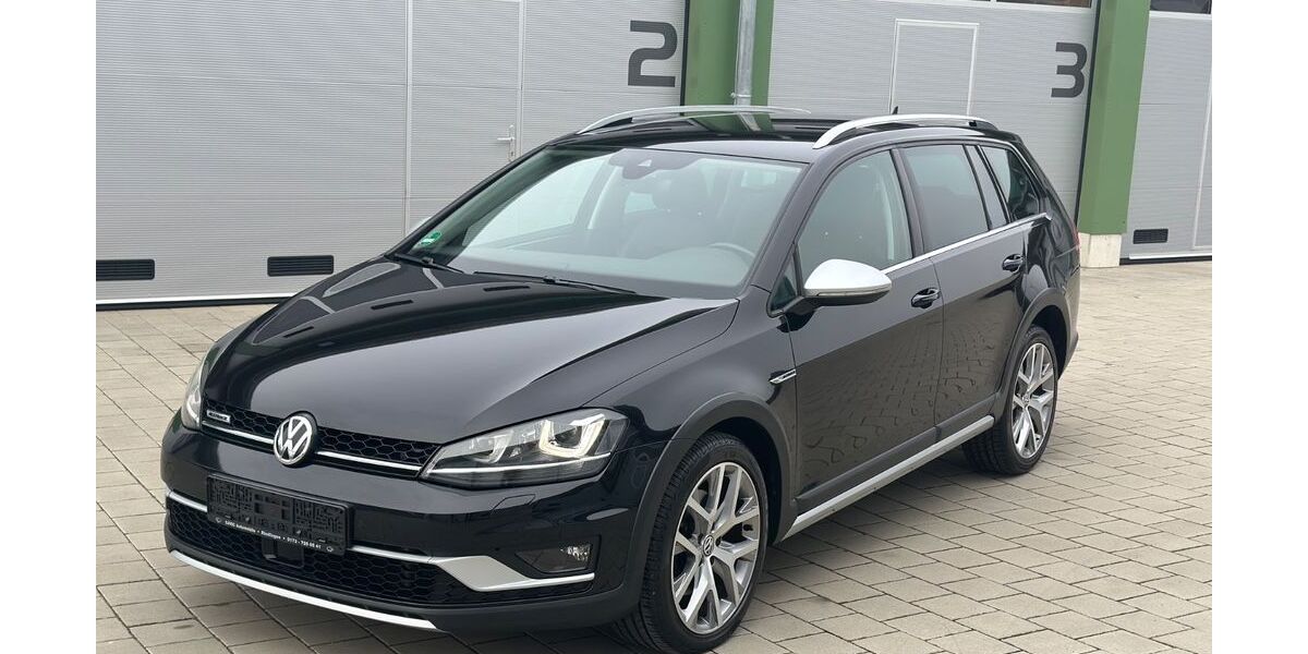VW Golf 160.000 km 13.899 &euro; Riedlingen 88499