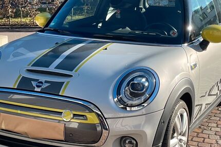 Mini Cooper SE 32.000 km 16.800 € Dinkelsbühl 91550