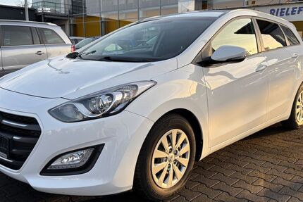 Hyundai i30 105.000 km 10.790 &euro; Bielefeld 33609