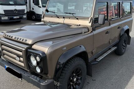 Land Rover Defender 178.000 km 38.990 € Köln 51105