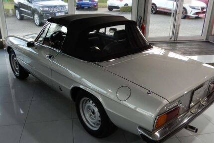 Alfa Romeo Spider 71.597 km 38.990 &euro; Mönchweiler 78087