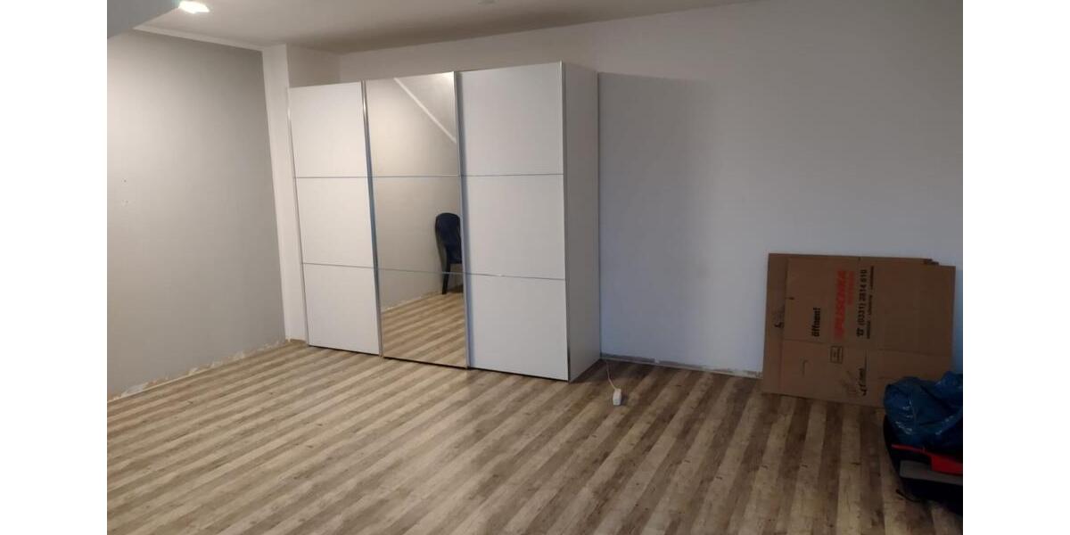 Helle Wohnung im Dachgeschoß 690€ Kalt in 16540 Hohen Neuendorf 1 zimmer