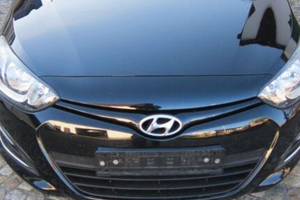 Hyundai i20 93.600 km 6.200 &euro; Schönfeld OT Böhla b.O. 01561