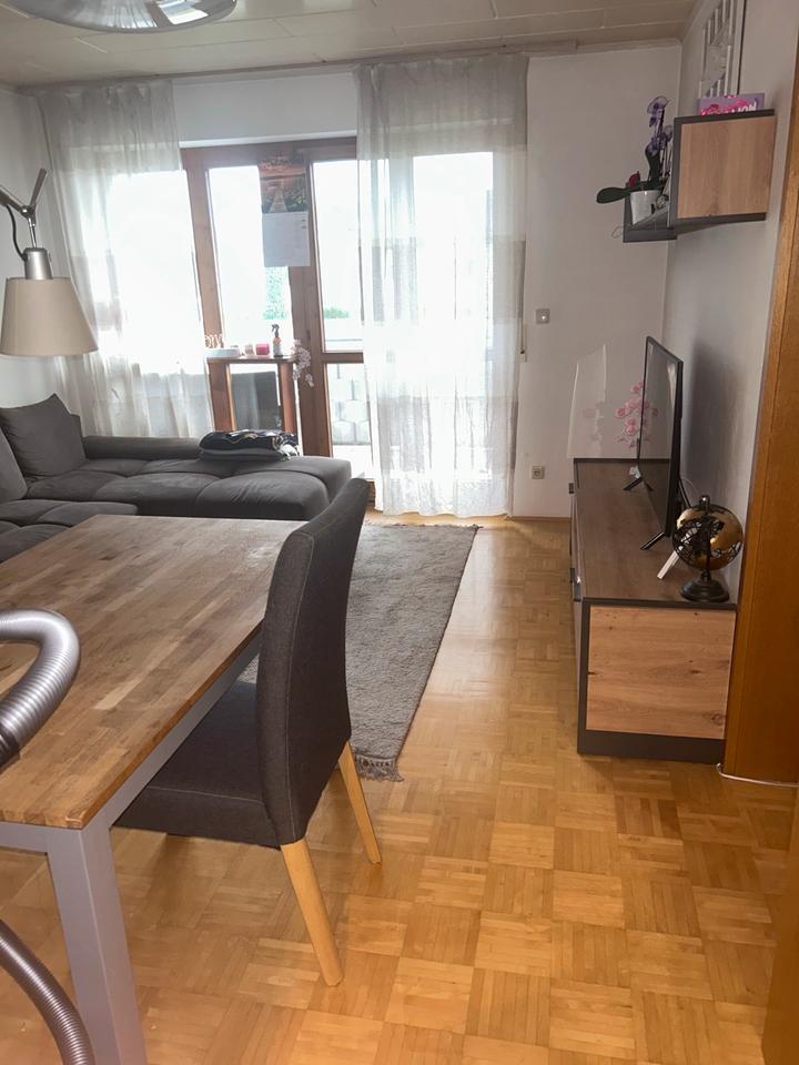 2 Zimmer Wohnung in Regensburg zimmer