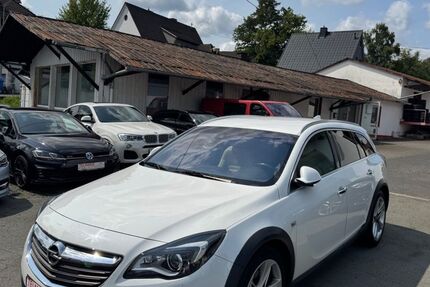 Opel Insignia 153.000 km 11.890 € Neunkirchen 57290