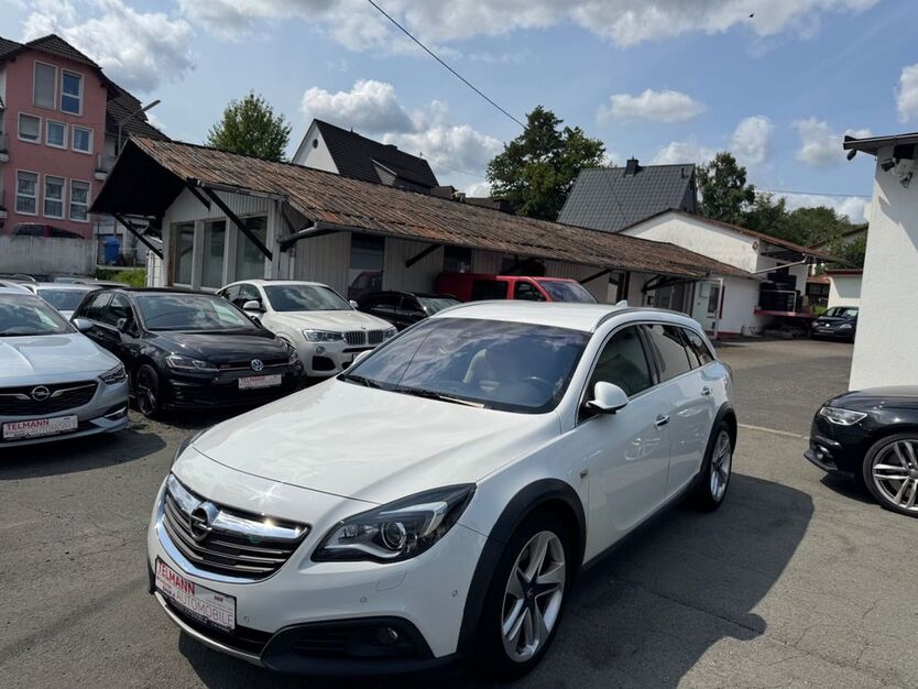 Opel Insignia 153.000 km 11.890 € Neunkirchen 57290