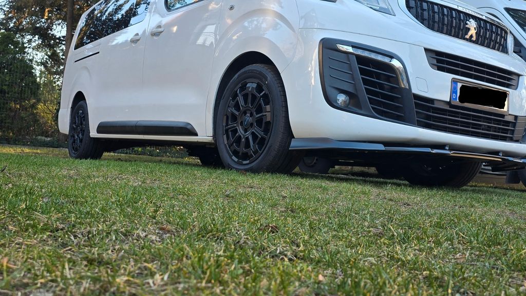 Peugeot Traveller 218.000 km 17.600 &euro; Schönwalde-Glien 14621