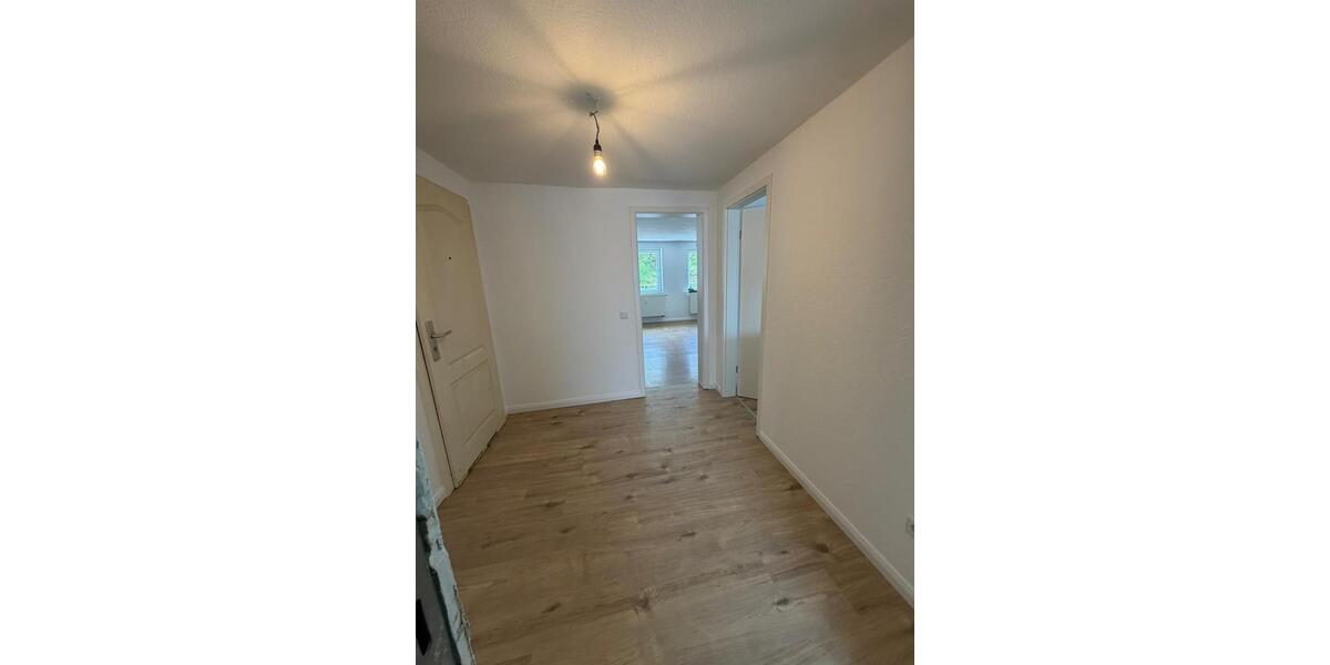Etagenwohnung Wuppertal Gemarkung Nächstebreck - 2 Zimmer, 72 m&sup2;, 640&euro; | Angebot:26669638