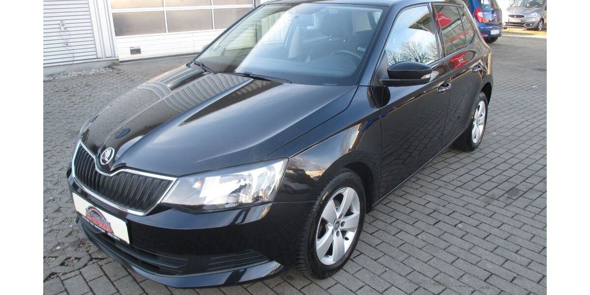 Skoda Fabia 49.990 km 9.490 &euro; Memmingen 87700