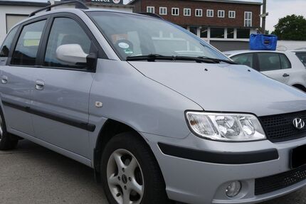 Hyundai Matrix 127.600 km 2.999 € Berlin 12439