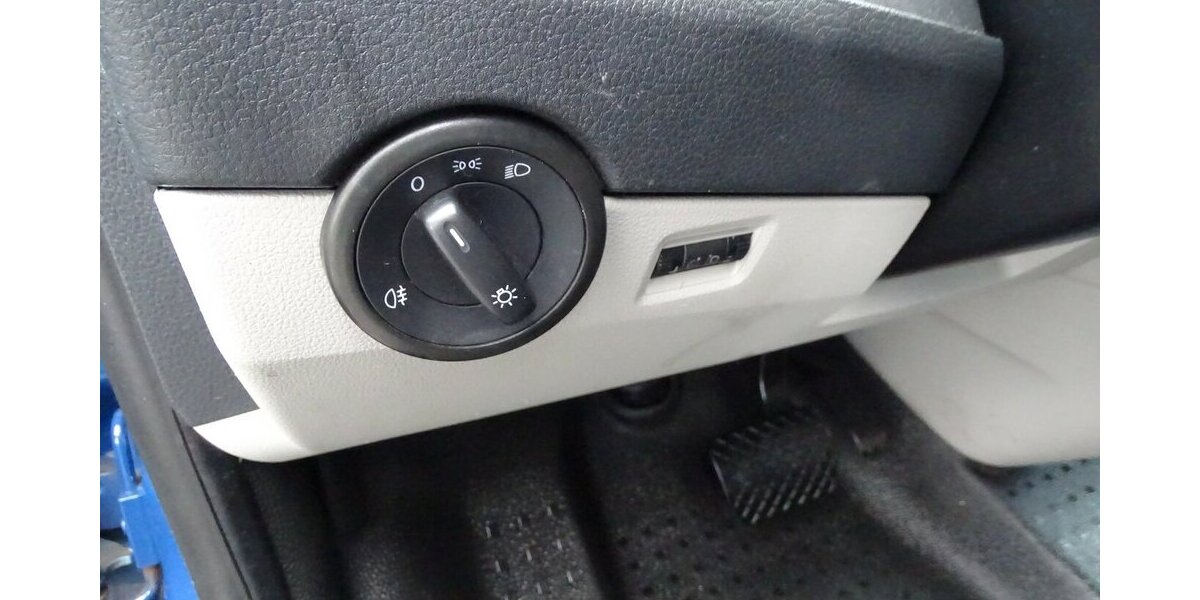 VW T6 Transporter 2,0l TDI lang DSG, Navi, Klima, AHK 209.500 km 15.690 &euro; Rodgau 63110