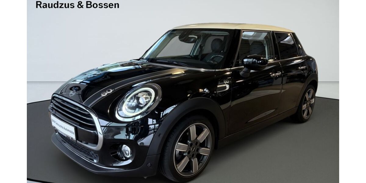Mini Cooper 62.800 km 18.900 &euro; Niebüll 25899