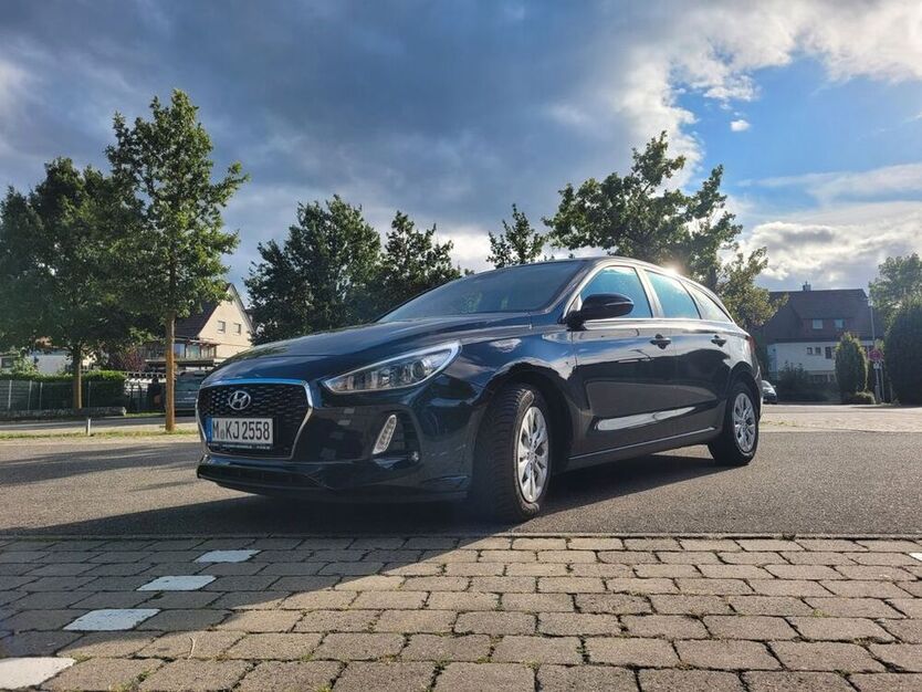 i30