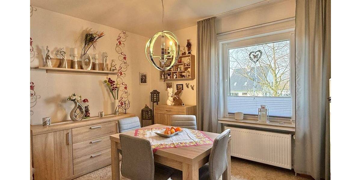 Etagenwohnung Brake - 4 Zimmer, 80 m&sup2;, 110.000&euro; | Angebot:26228491