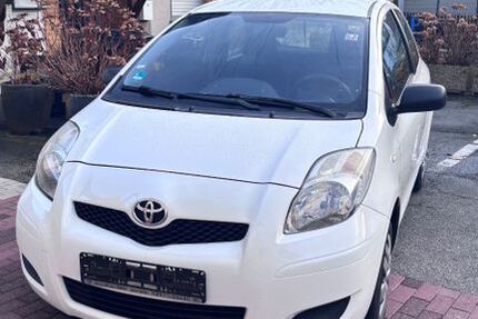 Toyota Yaris 225.000 km 2.190 &euro; Iserlohn 58636