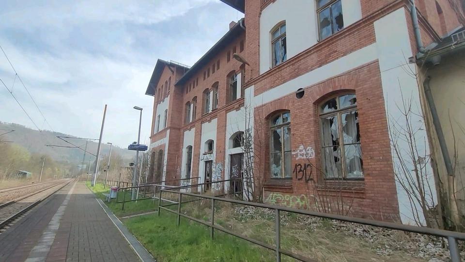 Mehrfamilienhaus, Wohnhaus Kaulsdorf - 16 Zimmer, 840 m&sup2;, 115.000&euro; | Angebot:26439483