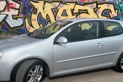 VW Golf 79.200 km 6.990 &euro; Storkow 15859