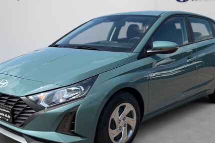 Hyundai i20 2.340 km 19.490 € Schiffweiler 66578