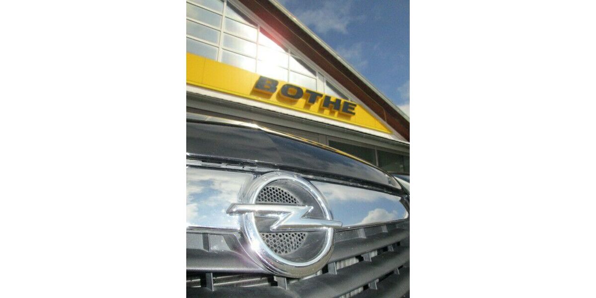 Opel Corsa 75.000 km 8.300 &euro; Senftenberg / OT Brieske 01968